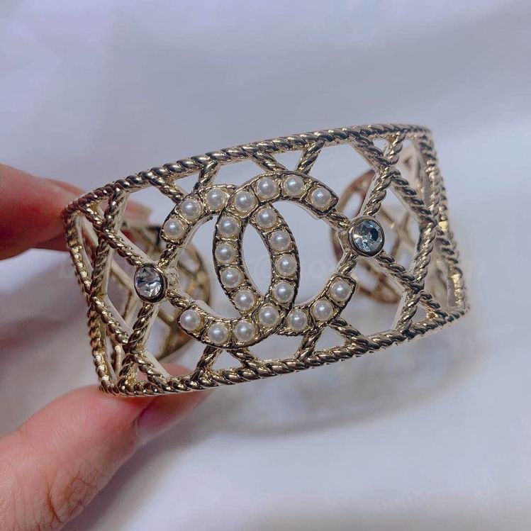 Chanel Bangles 143